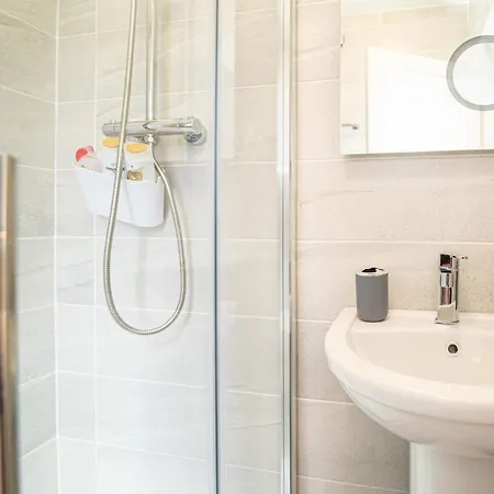 Bed & Breakfast Five Ferns House Westport