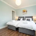 Five Ferns House