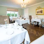 Five Ferns House Westport