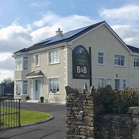 Bed & Breakfast Five Ferns House Westport