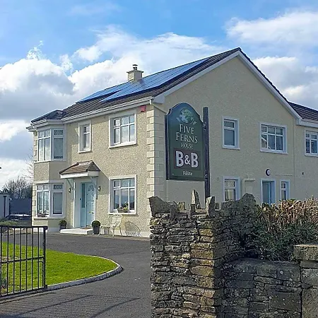 Five Ferns House Bed and breakfast