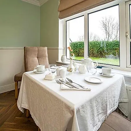Bed and breakfast Five Ferns House Westport
