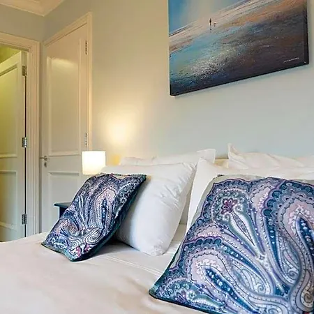 Five Ferns House Bed and breakfast