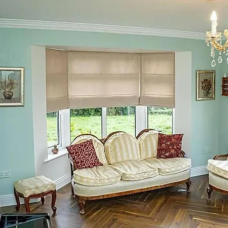 Five Ferns House 4*