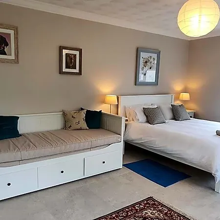 Five Ferns House 4*