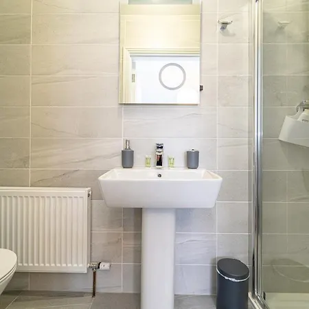 Five Ferns House 4* Westport