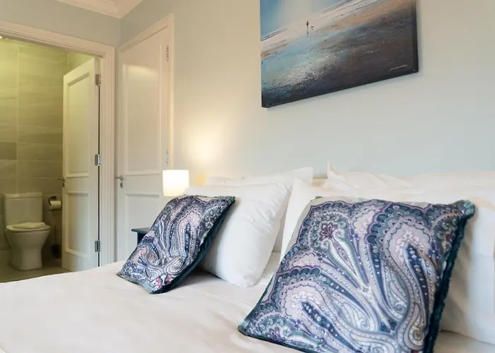 Five Ferns House 住宿加早餐酒店